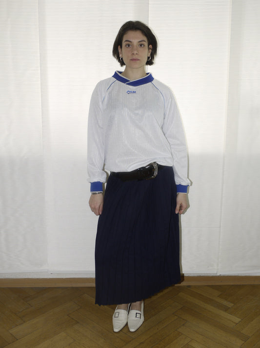 Long pleated skirt