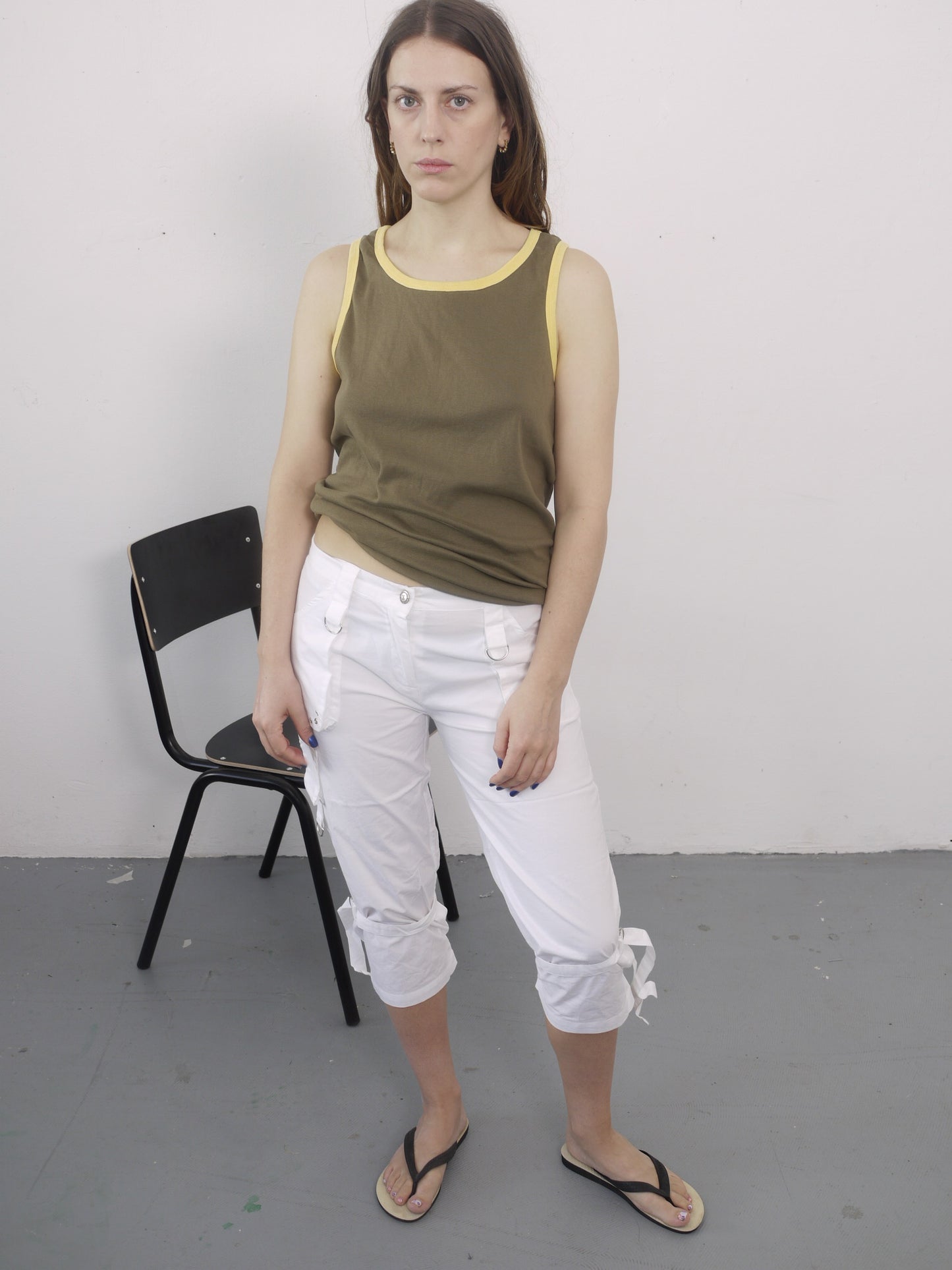 Trousers white